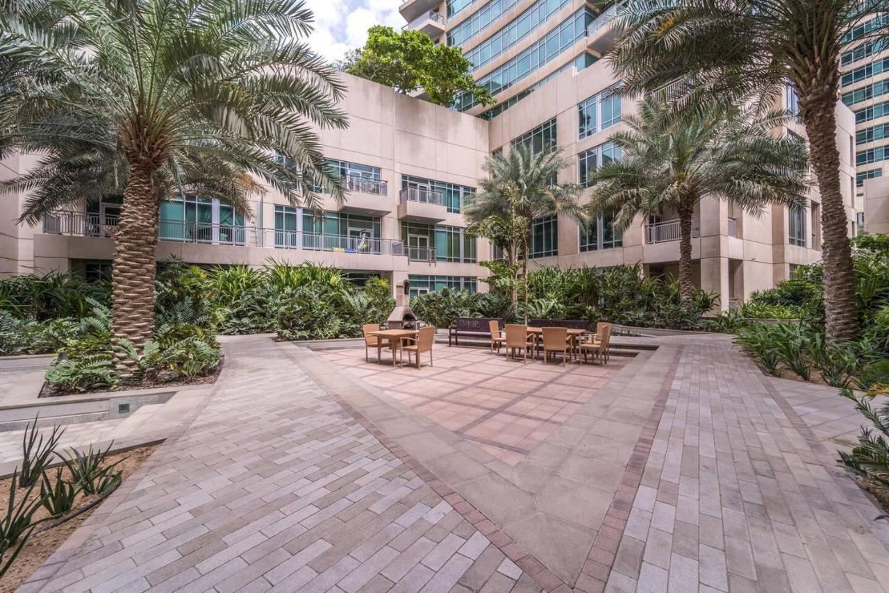 Divine Burj & Opera Views - 2bdr - Downtown Apartment *